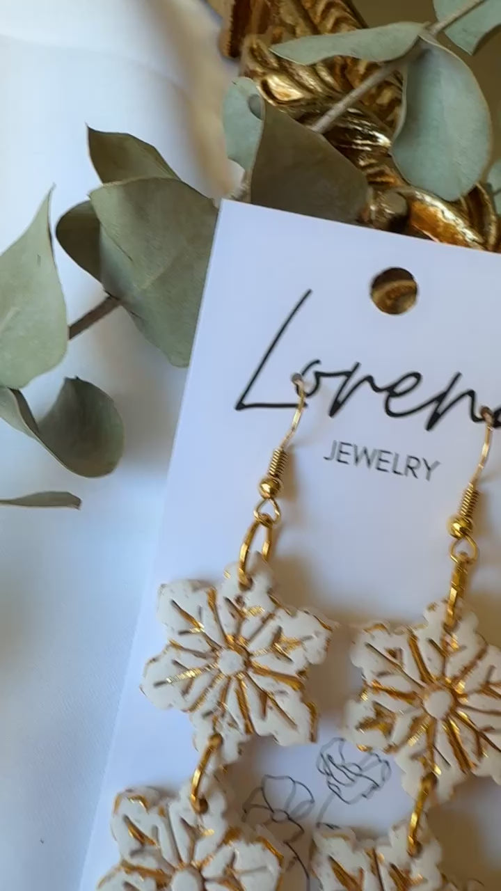 Snowflake gold