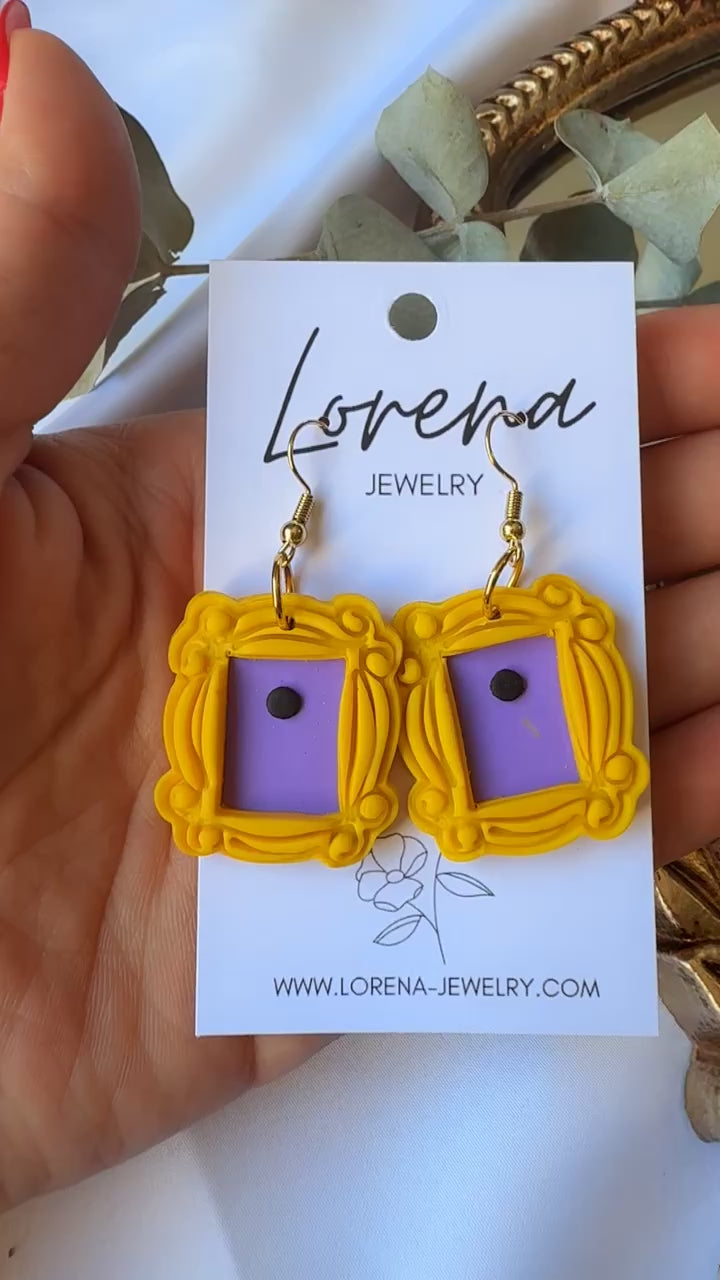 Monica’s door FRIENDS